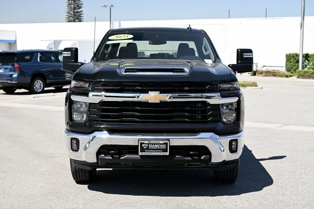 2025 Chevrolet Silverado 2500 HD — side profile view
