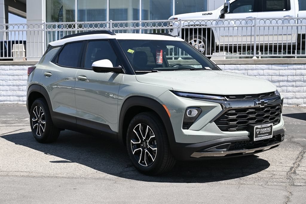 2026 Chevrolet Trailblazer ACTIV in Cacti Green — front three-quarter view